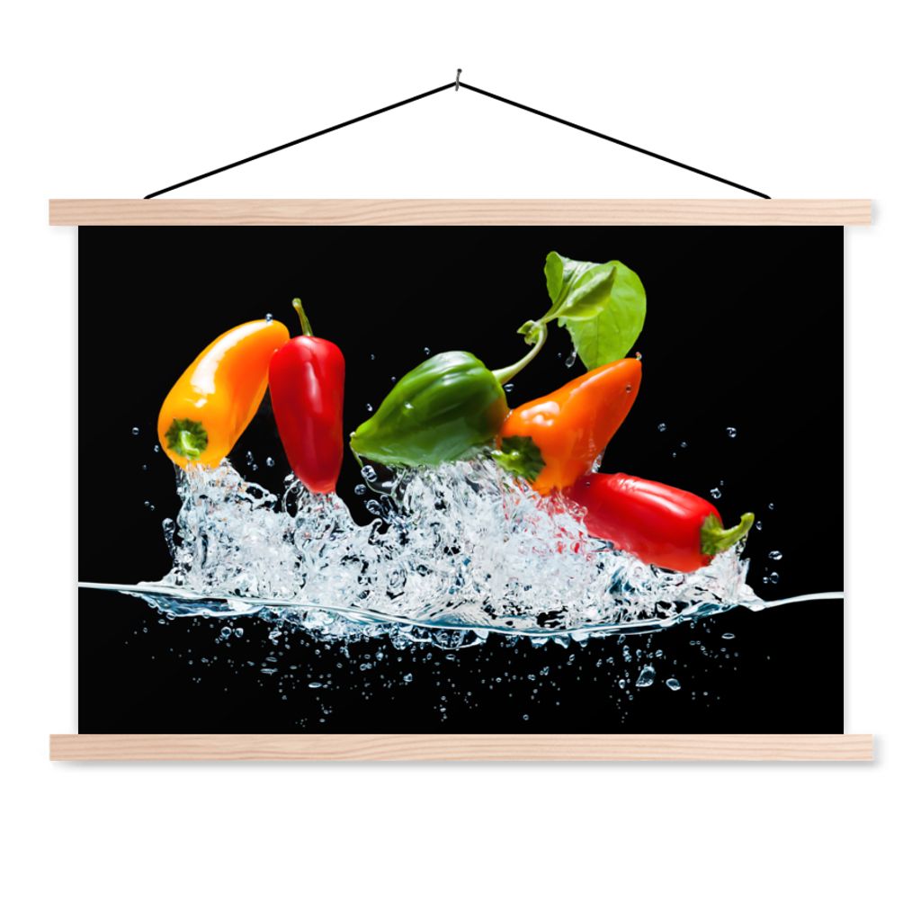 MuchoWow Textilposter Paprika - Schwarz - Gemüse - Wasser - Blatt 60x40 cm mit holzfarbenen Rahmen - Bilder