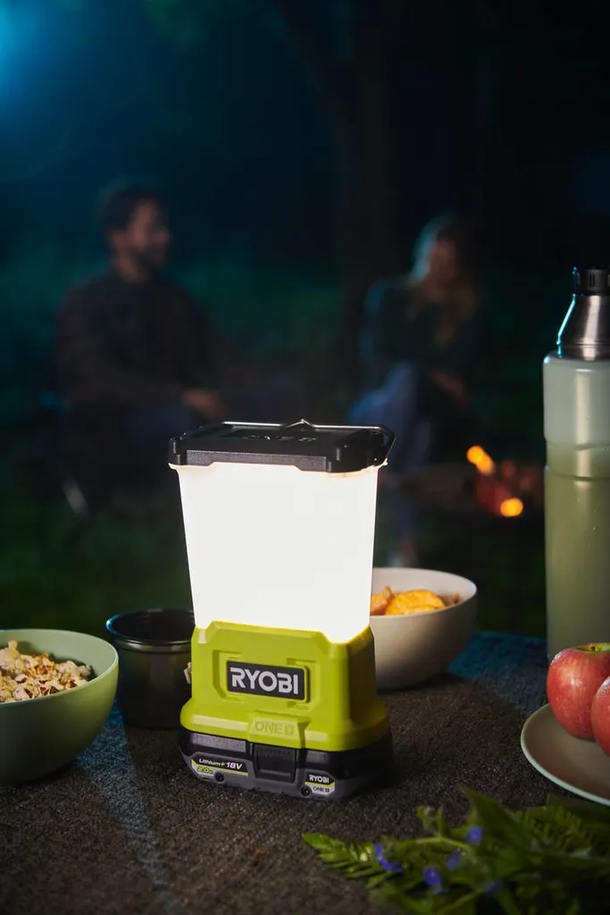 Lanterne à LED 18V de secours - Lampe idéale camping et intervention - 11