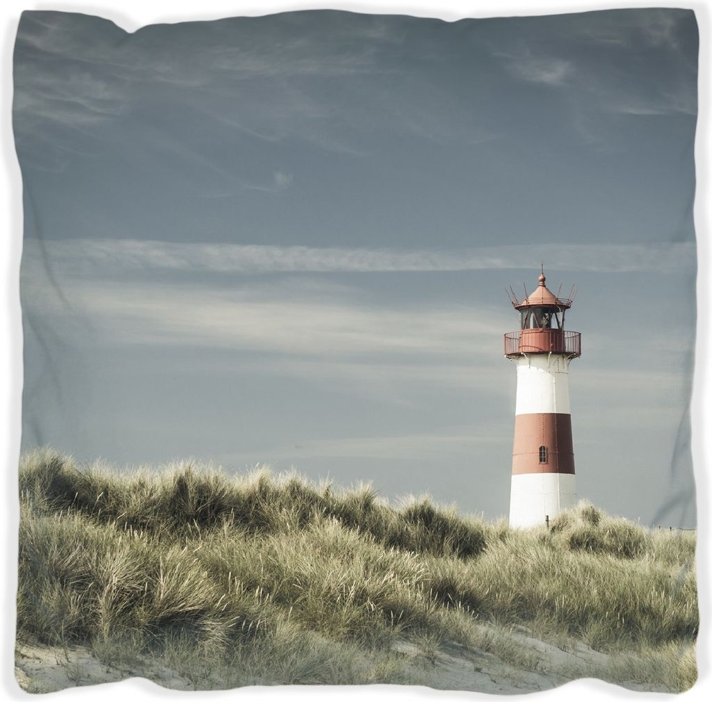Wallario Premium Kissen, weiche Oberfläche, mit Motiv Leuchtturm auf der Düne am Strand, Größe: 40 x 40 cm, mit weißer Rückseite