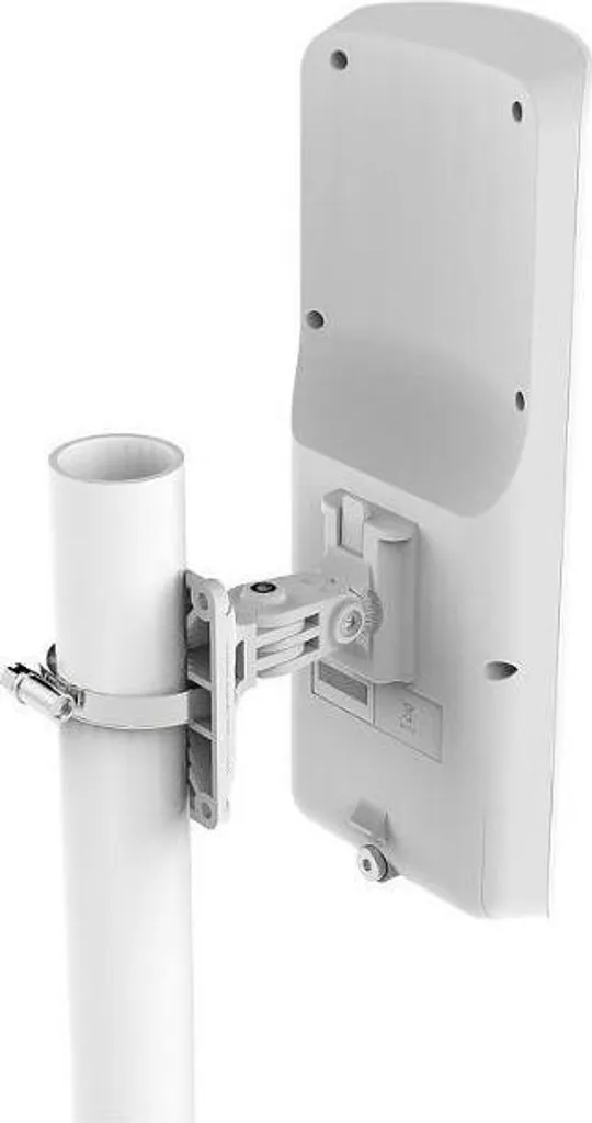 Solution WiFi Extérieur Longue Distance : Antenne 12 dBi + Routeur 120°