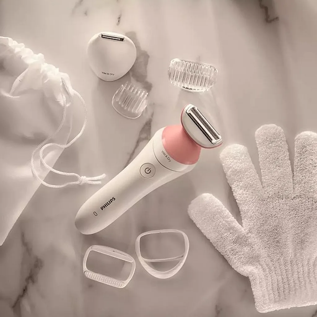 Rasoir Lady Shaver Philips BRL146/00 avec Gant Exfoliant et Étui de Voyage