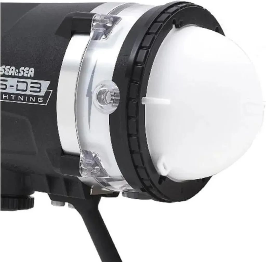 Adaptateur Sea and Sea YS-D3 Cupula : Finissez-en avec le Flash Instable