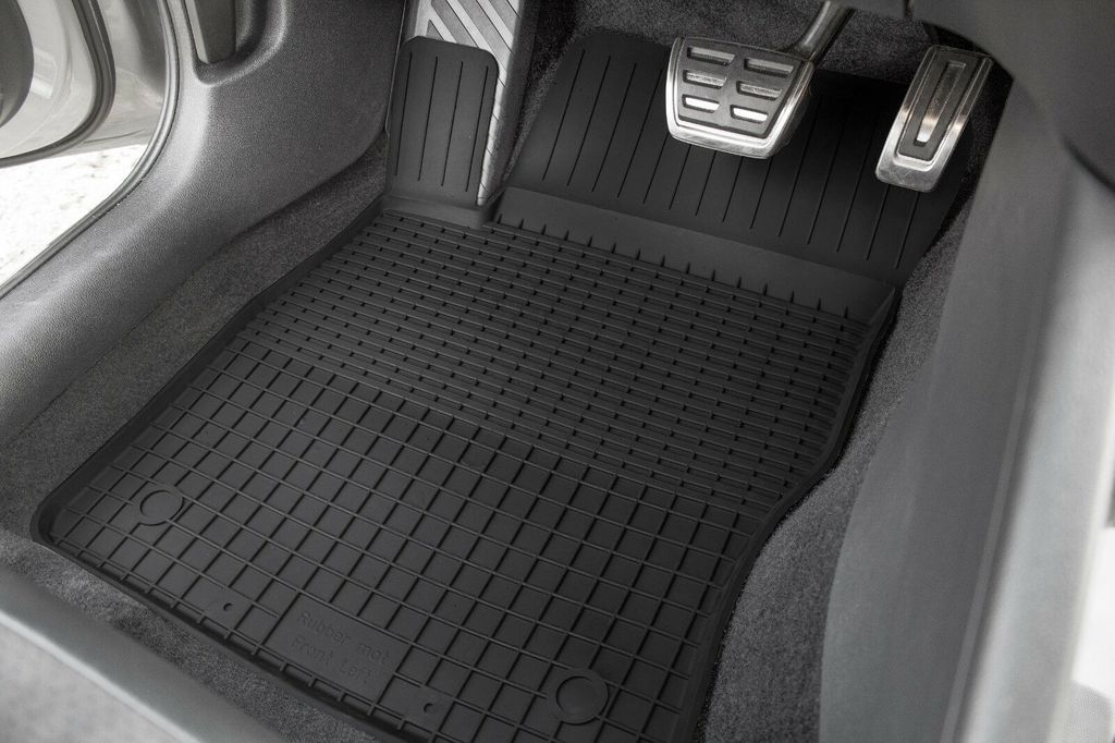 Tappetini in velluto nero per: Opel Cascada cabrio (2012