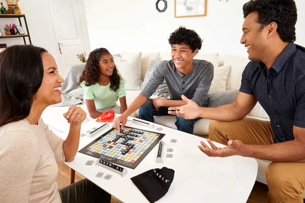Scrabble Fallen-Gefahr Mattel avec Pièges Tactiques et Design Robuste