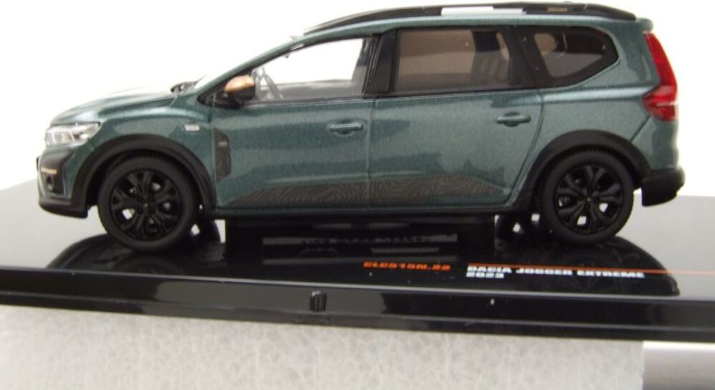 IXO Models CLC515 Dacia Jogger Extreme grün metallic 2023 Produktbild 4