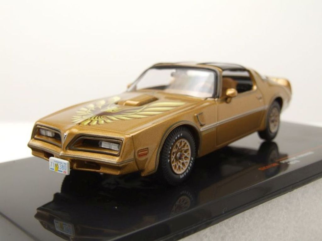 Ixo Models CLC412 Pontiac Firebird Trans Am 1978 gold 1:43 Produktbild 