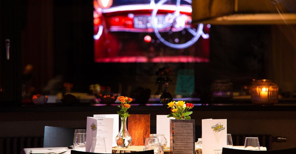 mydays Comedy Dinner Gutach; Erlebnis verschenken oder selbst erleben; Gutschein für 1 Person(en)