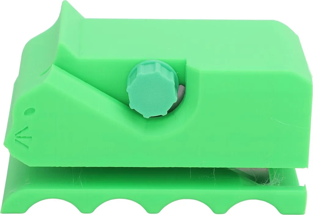 Taglierina Cartone Tiragraffi Gatti Verde - Strumento Taglio Fai Da Te 3D