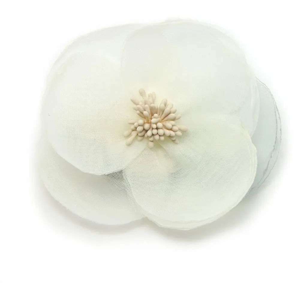 Pince à cheveux fleur blanche en soie - Accessoire de coiffure chic A93