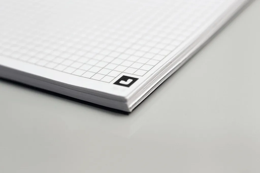 Cahier Notebook International Optik Paper A5+ 5mm Quadrillé Lot de 5