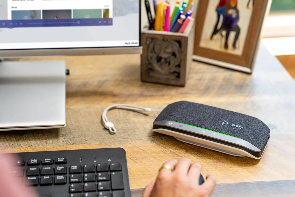 Poly Sync 20+ USB-C Kit Mains Libres Microsoft Teams pour PC et Mobile - 3
