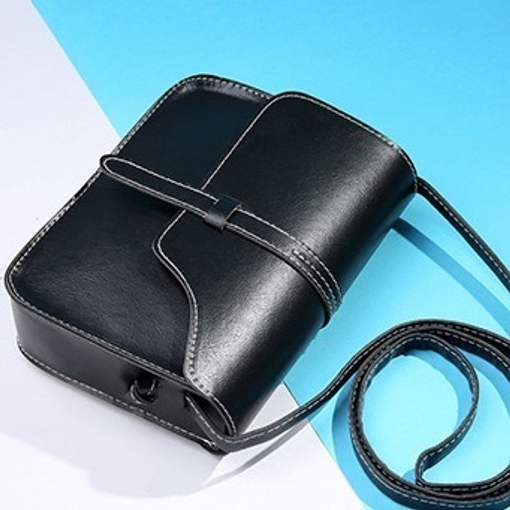 Stylische Handtasche Julka in Schwarz - Ideal für jeden Anlass KP3417