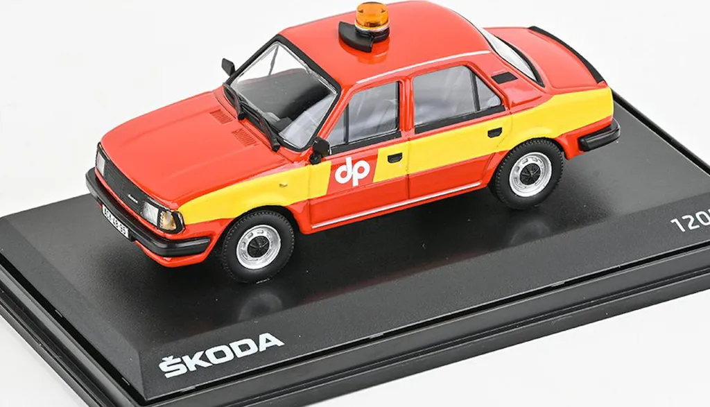 Collection Škoda 120L 1984 DP Prague 1:43 - Idéal Vitrine et Cadeau