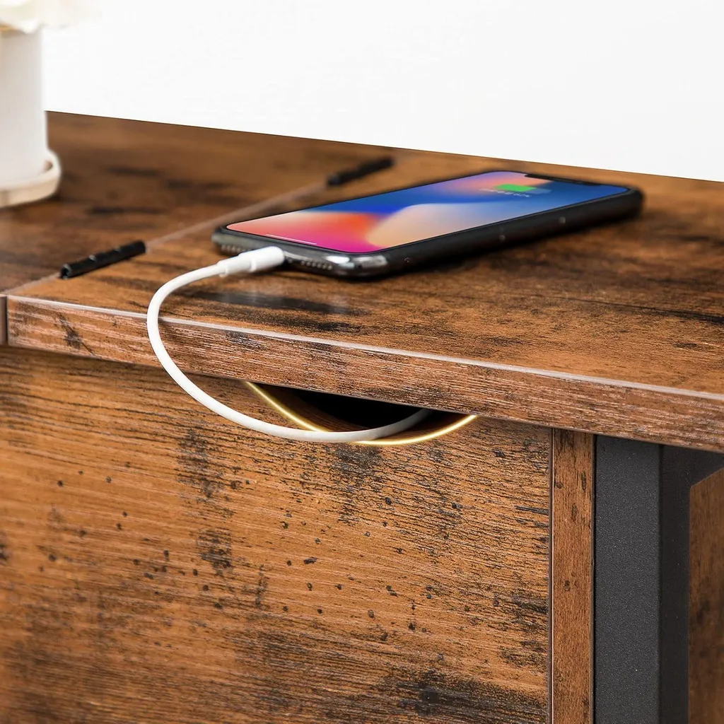 HOOBRO Table d'appoint avec station de recharge de style industriel chic - 5