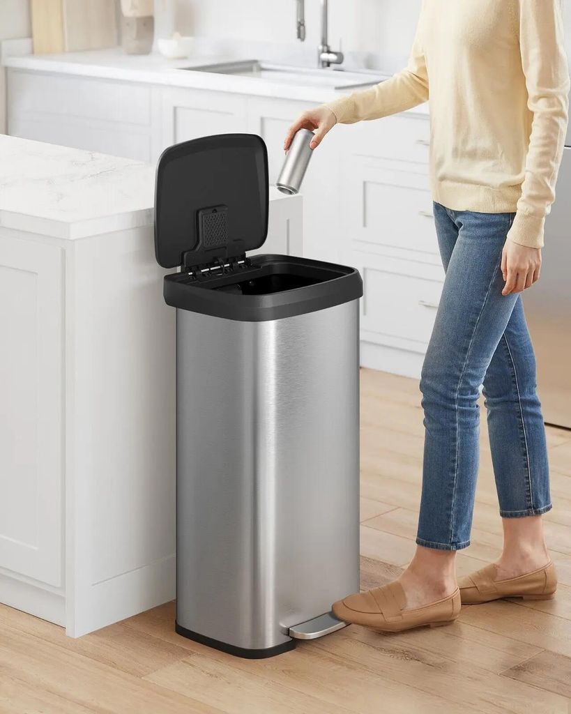 Mülleimer/Abfalleimer - Treteimer - 68 Liter - Stahl und PP-Kunststoff - Silber