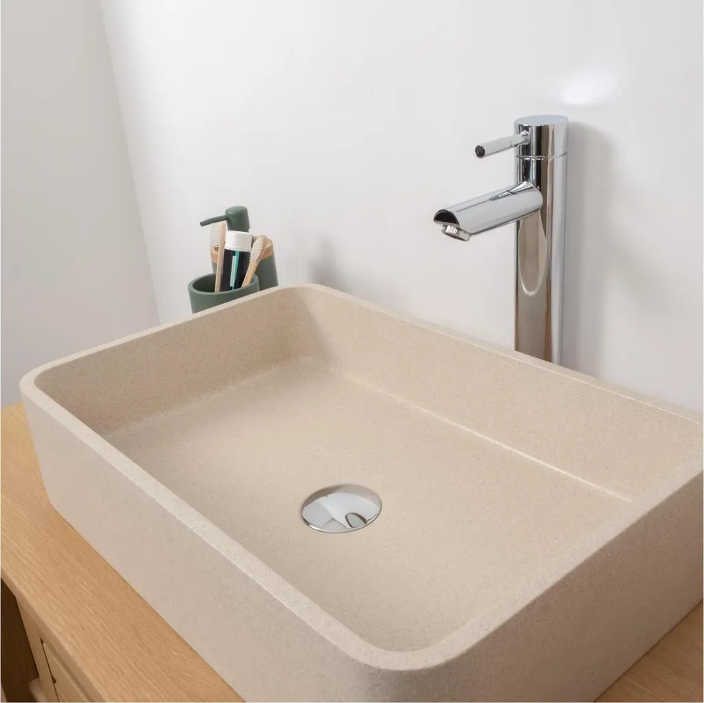 Lavabo à poser rectangulaire en grès beige 50 cm design minimaliste