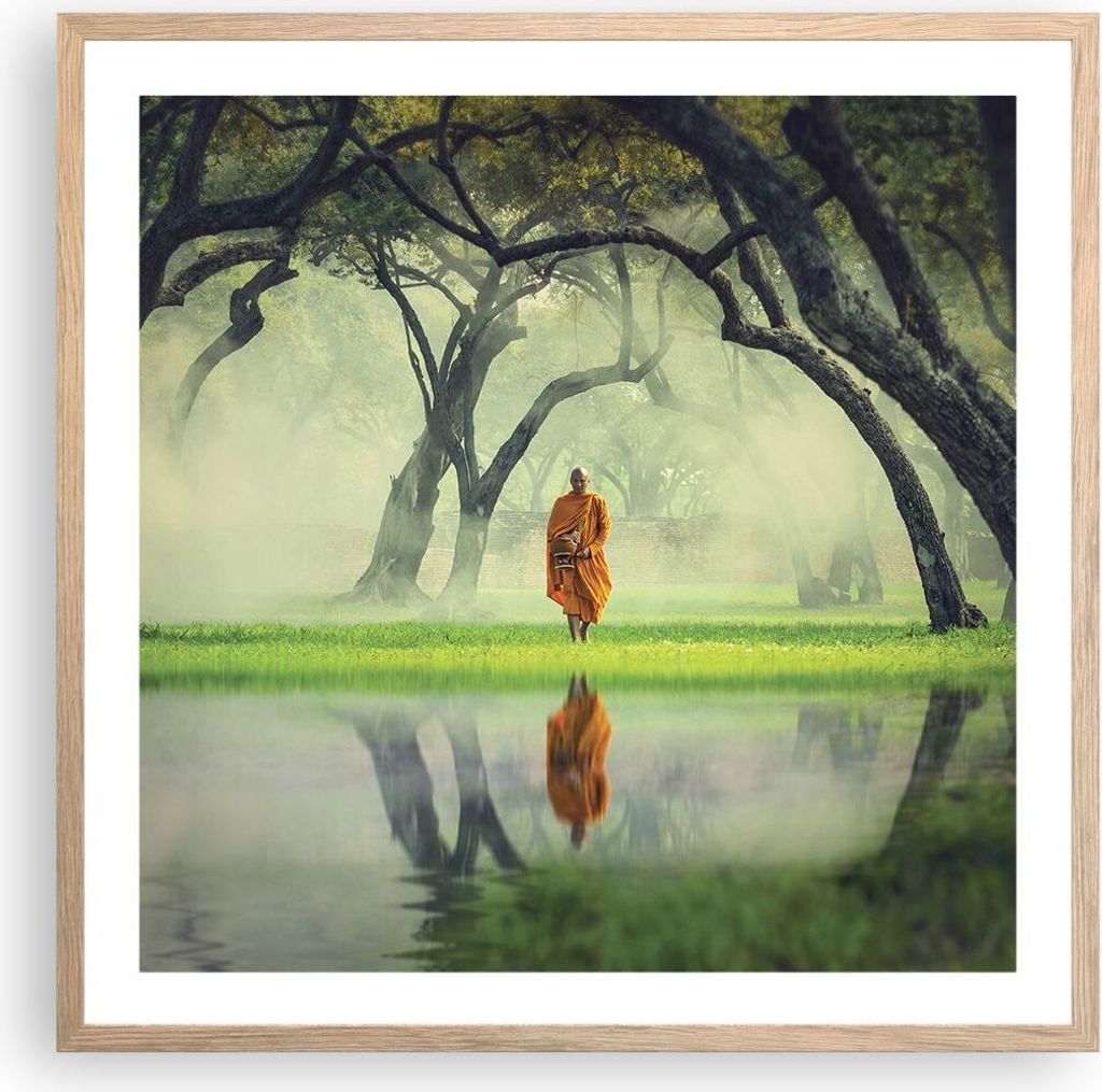 Gerahmtes Poster - Rahmen in heller Eiche - Mönch Wald Nebel - 60x60 cm - Wand Bild - Wanddeko - Wandbilder - Kunstposter - Wandposter - Bilderrah...