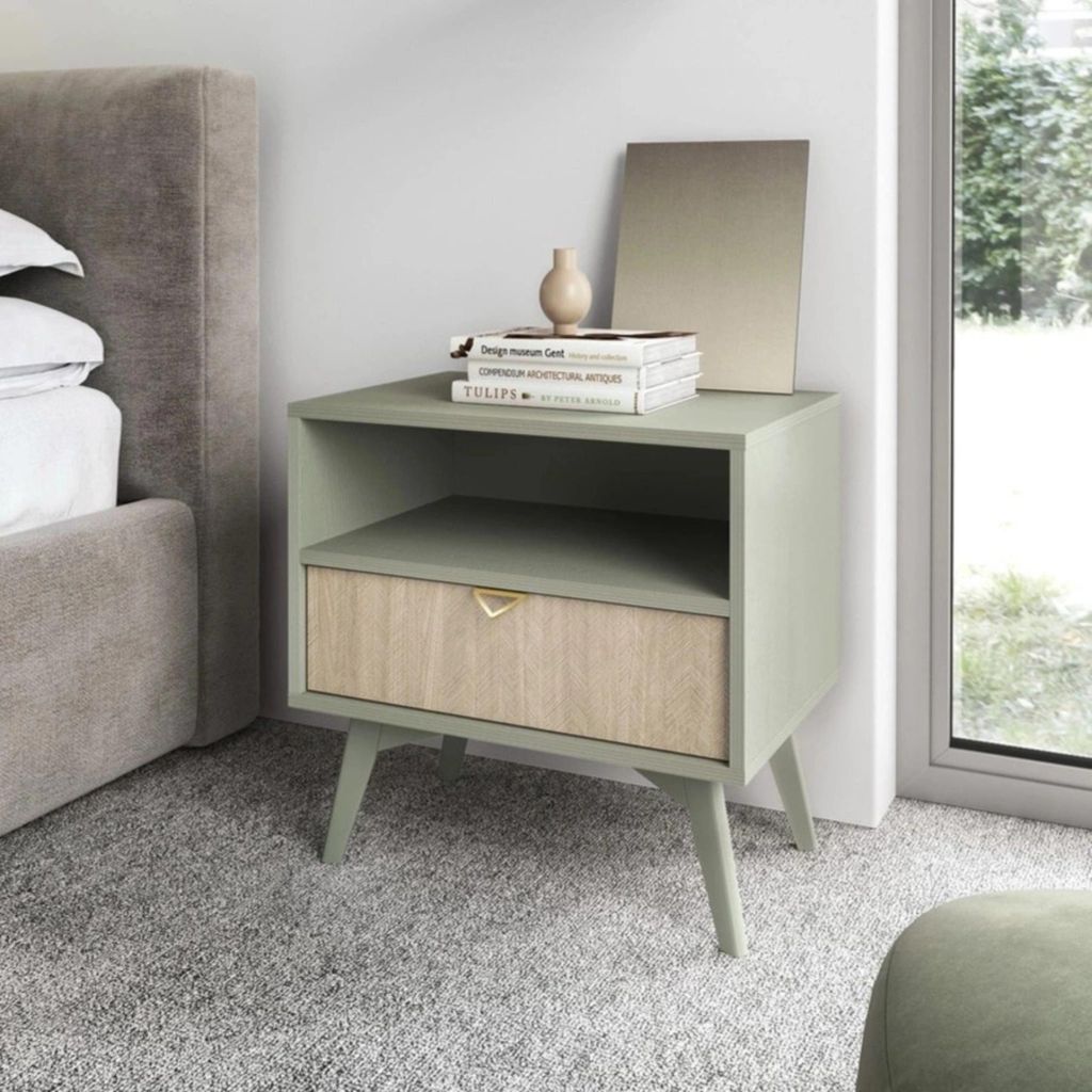 Nachttisch Silva 54 cm in Eukalyptus mit Produktbild 