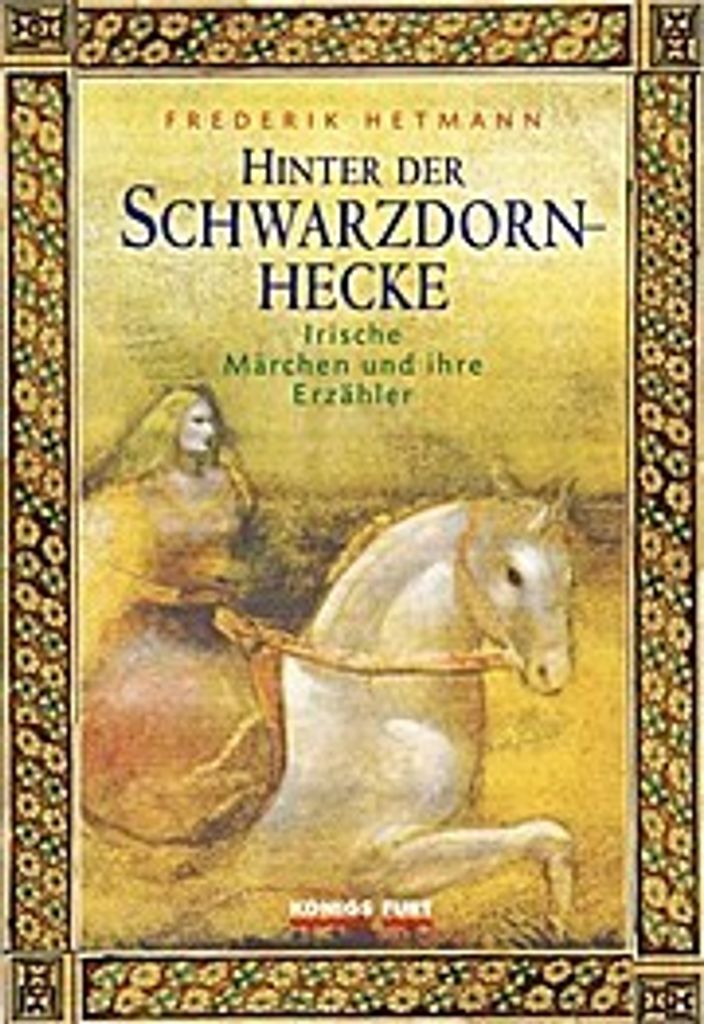 Hinter der Schwarzdornhecke