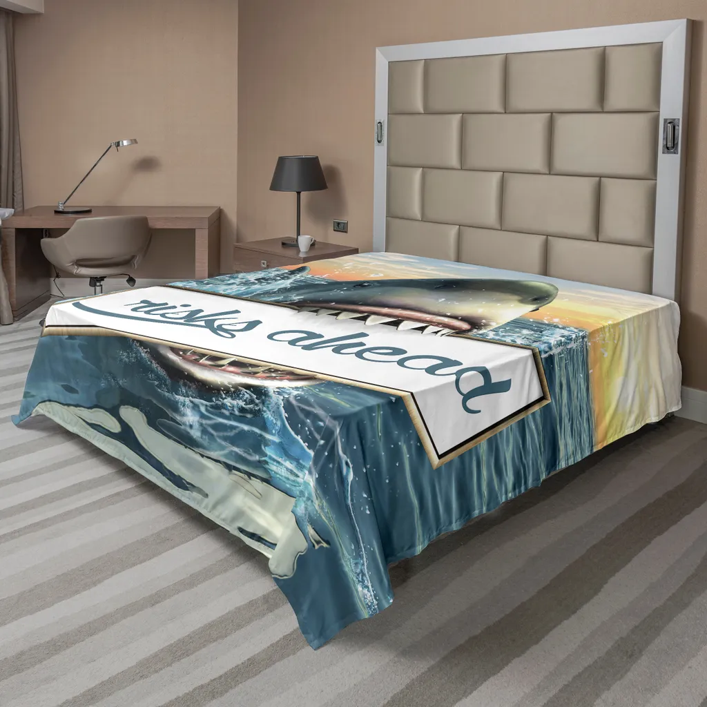 ABAKUHAUS Lenzuolo con squalo, Dangerous Big Fish Keep Risks Ahead Scritta con denti affilati nell'oceano, morbido e confortevole lenzuolo superiore per un letto decorativo 1 pezzo 275 cm x 260 cm, multicolore