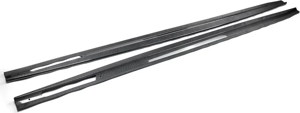 Bas de Caisse Latéraux pour BMW G22 G23 Série 4 M-Sport Style Carbone