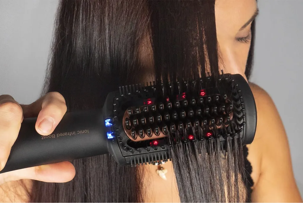Brosse à cheveux soufflante pour volume et boucles ELITE VH6040 Ionic