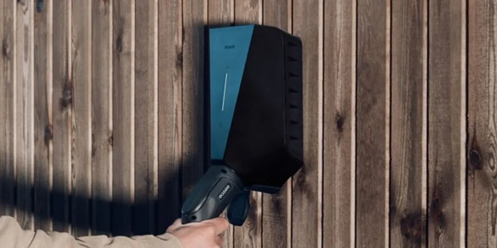 Prezzo Easee Charge Lite 11 kW - Wallbox Tipo 2 per Auto Elettriche - 7