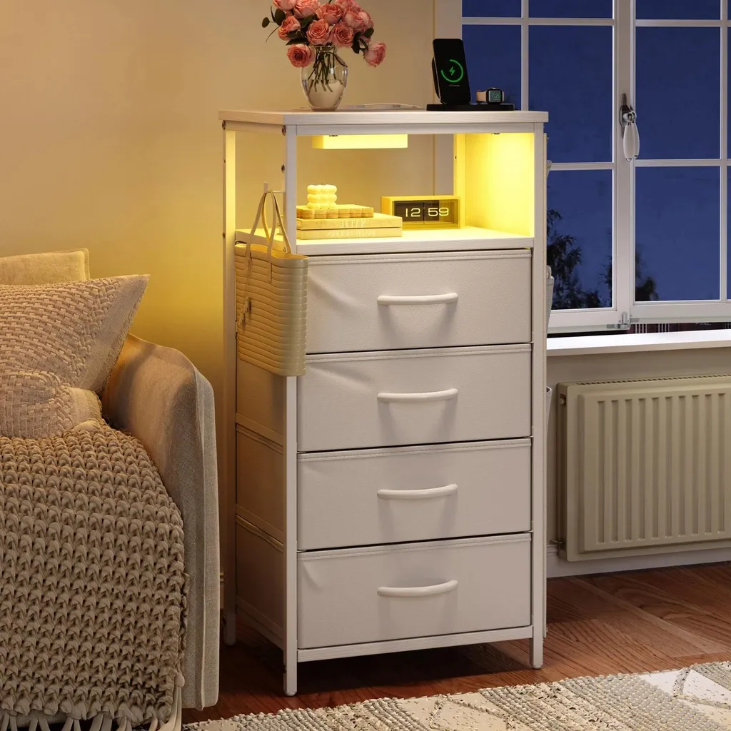 Table de chevet design moderne blanc avec ports USB intégrés série Nova