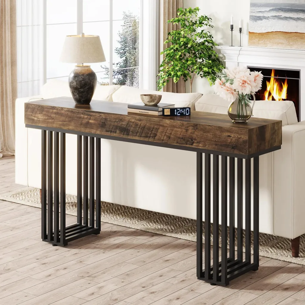 Table d'appoint de salon style antique gris clair pour grand espace