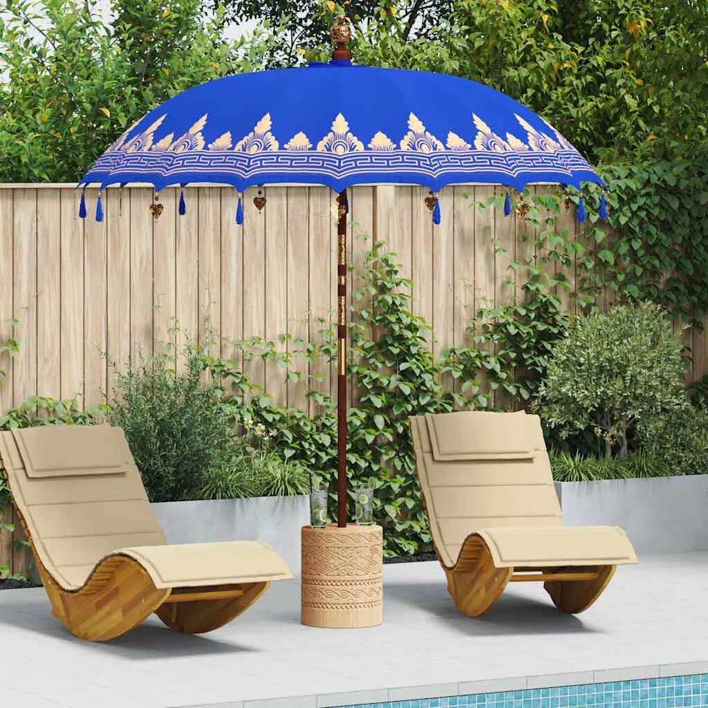Parasol bleu pour coin lecture extérieur et ambiance bohème chic