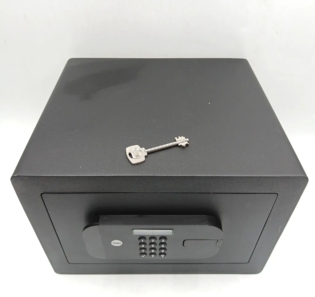 Coffre-fort Yale pour documents confidentiels et objets de valeur Pro - 7