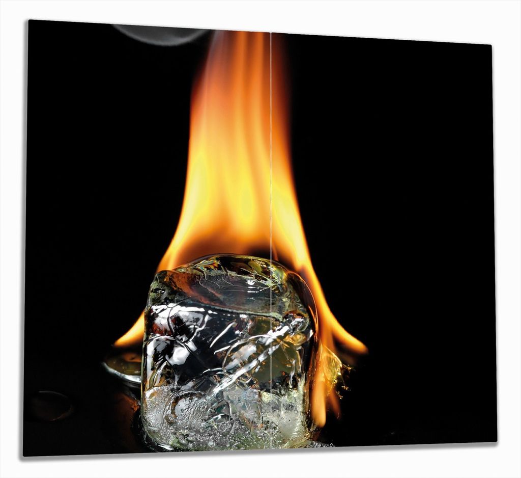 Wallario Herdabdeckplatte aus Glas, Größe 60 x 52 cm 2-teilig, Motiv Brennender Eiswürfel