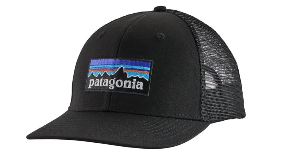 Patagonia P-6 Logo Trucker Hat Nero - Cappellino Originale Unisex