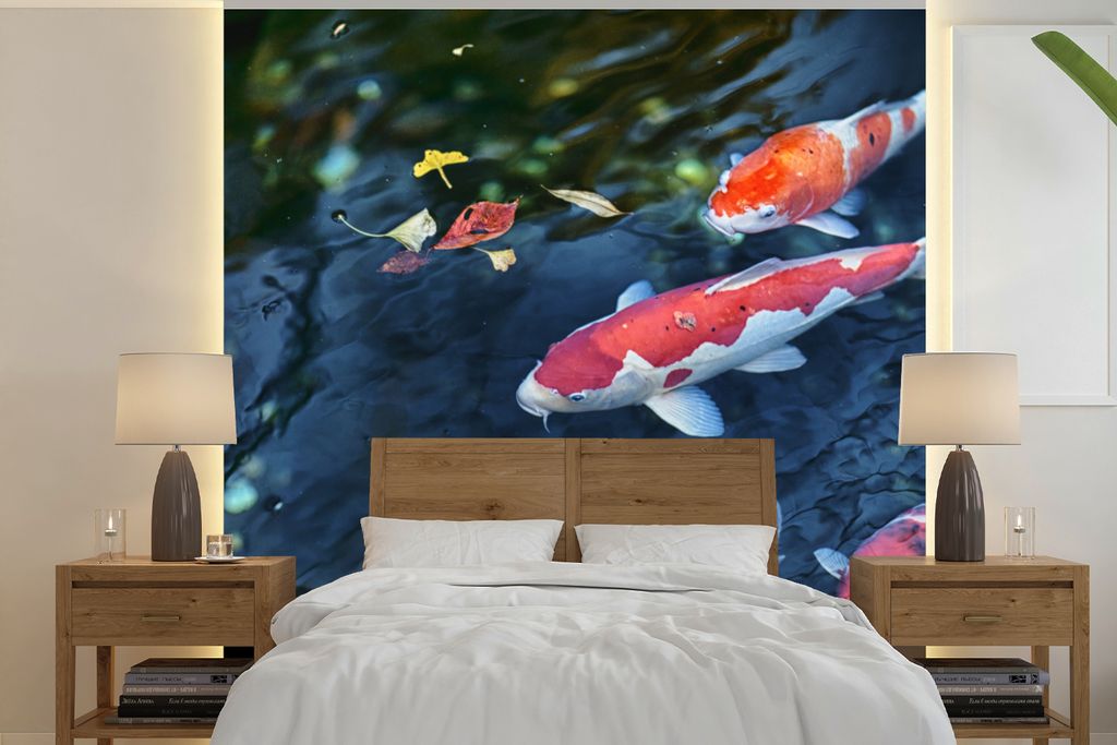 MuchoWow Fototapete für Wohnzimmer oder Schlafzimmer Wandtapete Vinyl Motivtapete Vier Koi-Karpfen in einem Teich - 280x280 cm - Hintergrundbild