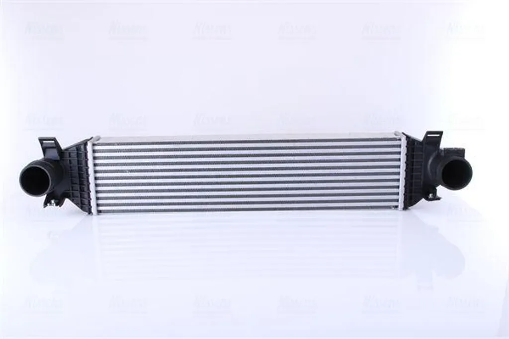 Intercooler NISSENS 961220 pour Ford Focus et C-Max - OE 1857415