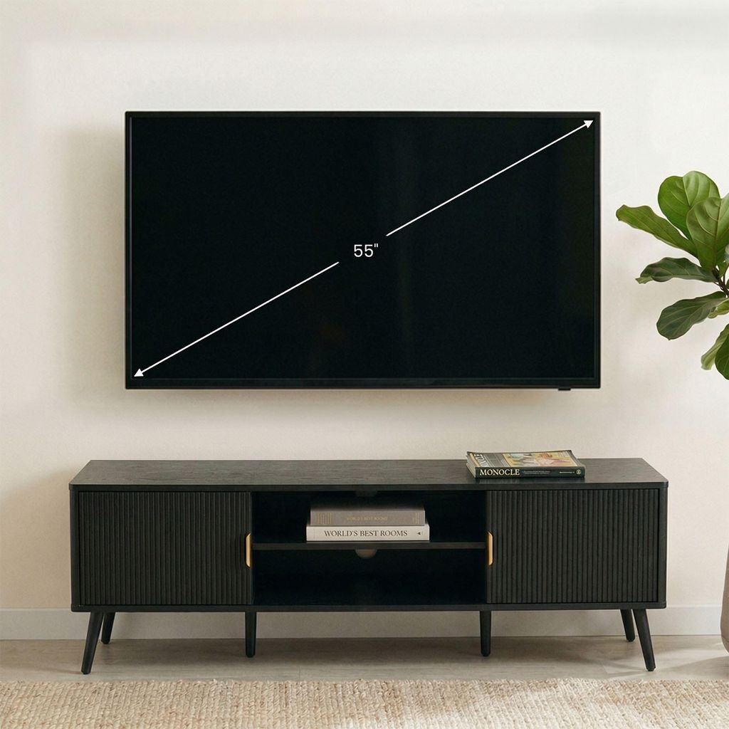 Lowboard ALMA 140 cm, Schwarz - Modernes TV Lowboard aus robustem MDF mit Metallgriffen, für Fernseher bis 55 Zoll, mit offenen Fächern und Schra...