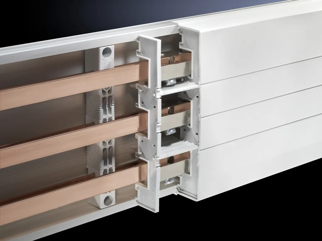 Rittal RiLine60 Supporto SV 9340.220 per Quadristica Professionale