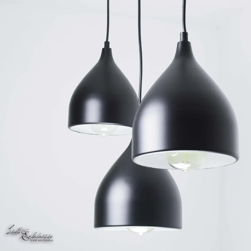 Suspension 3 lampes noire 72cm Noak : fini le manque de luminosité