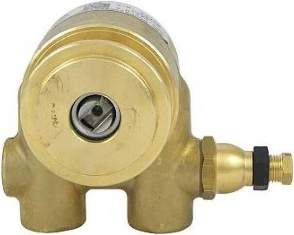 Pompe rotative volumétrique 100L/h en laiton avec raccords 3/8 gaz
