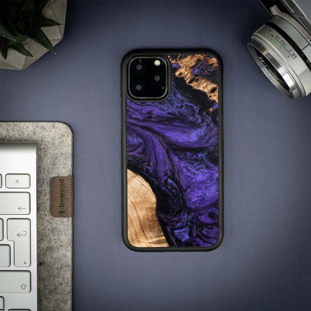 Cover iPhone 11 Pro Legno Unique Violet - Il Trend Bewood dell'Anno - 2