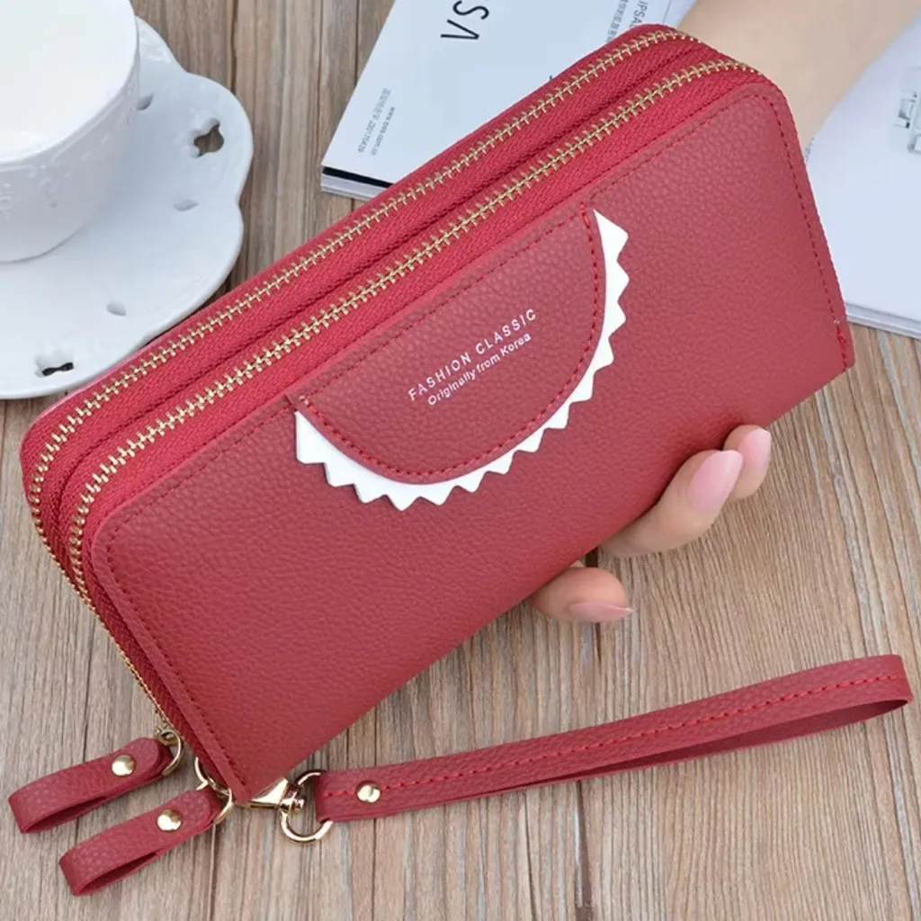 Portafoglio Grande Donna Adelina Rosso KP35838 - Pratico e Resistente