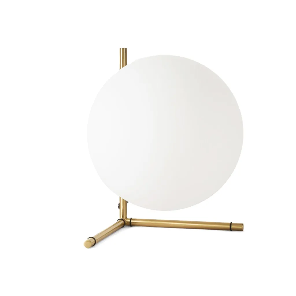 Lampe ELISA laiton doré 22 cm E27 : la solution pour un salon sombre
