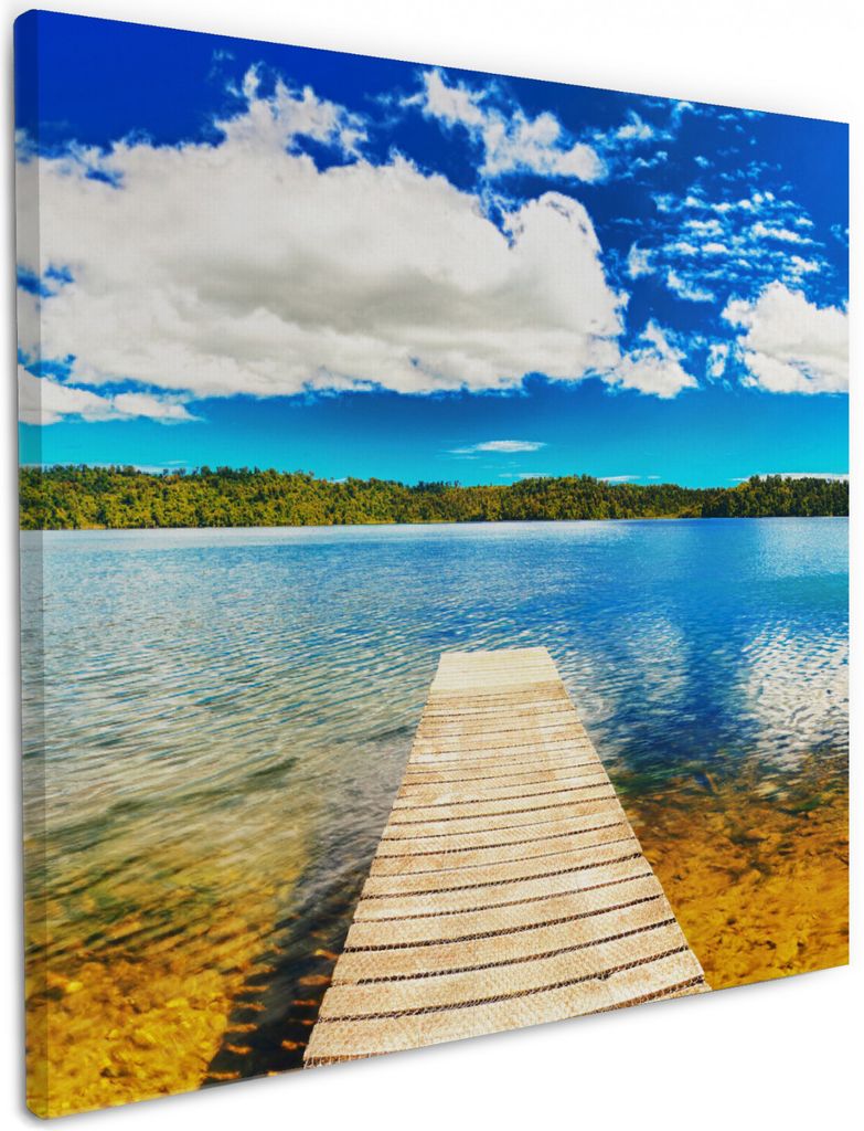 Wallario Premium Leinwandbild Klarer See mit Steg - Blauer Himmel in Größe 50 x 50 cm