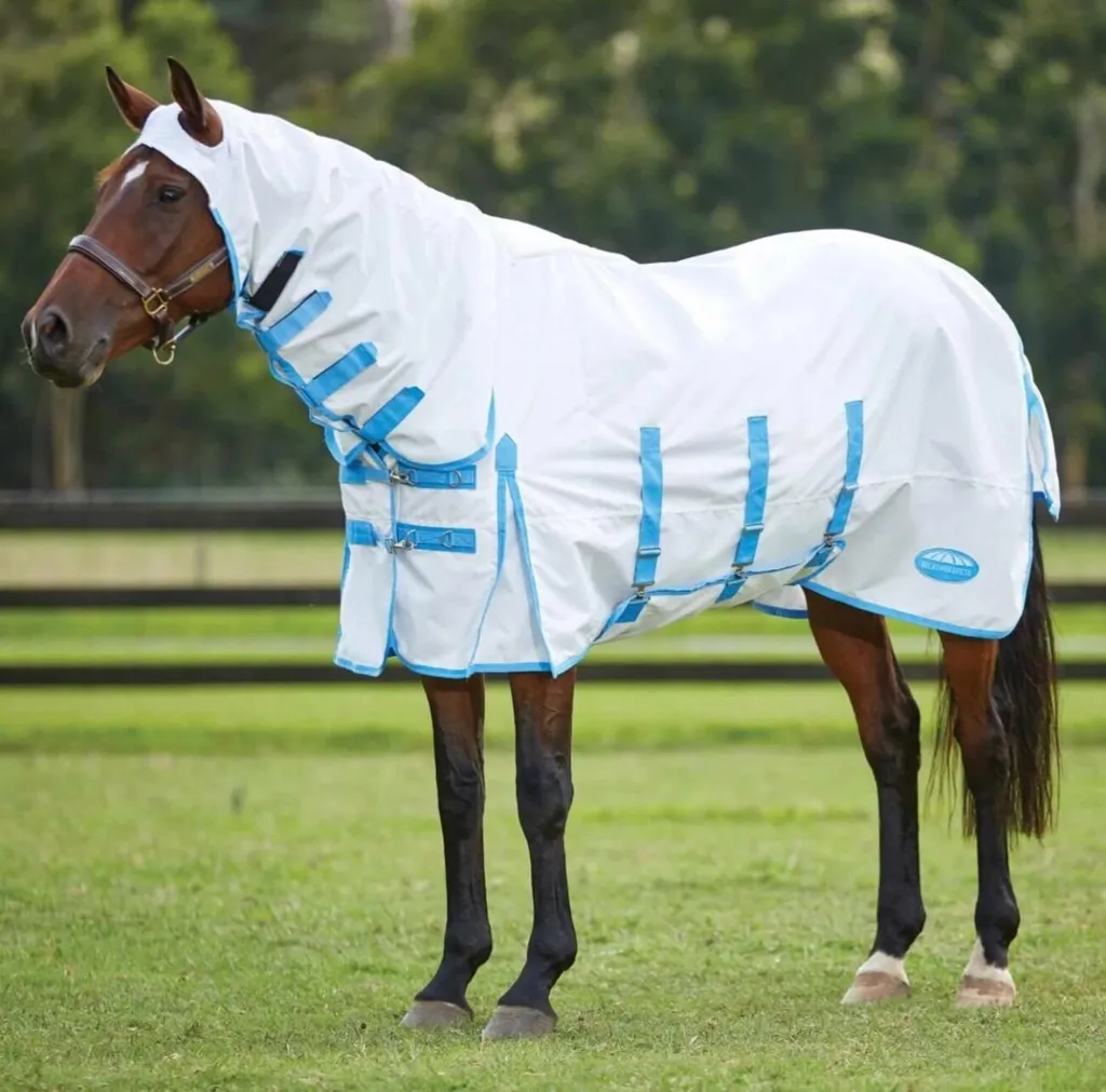 Couverture anti-insectes Weatherbeeta Comfitec pour dermite estivale