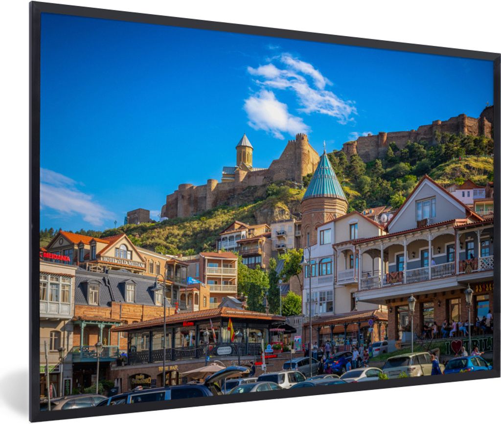 MuchoWow Gerahmtes Poster Panoramablick auf die Altstadt von Tiflis in Georgien 30x20 cm - Poster mit Schwarzem Bilderrahmen Wandposter Rahmen Fo...