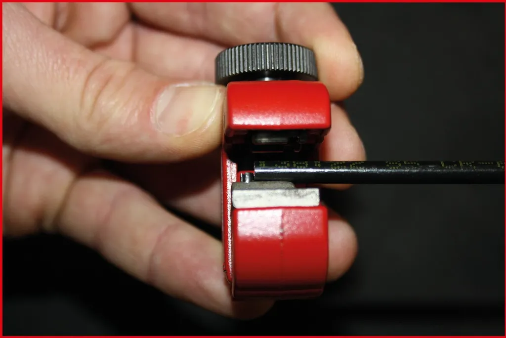 Grattoir pour conduites de frein compact 46 mm KS Tools multi-taille - 2