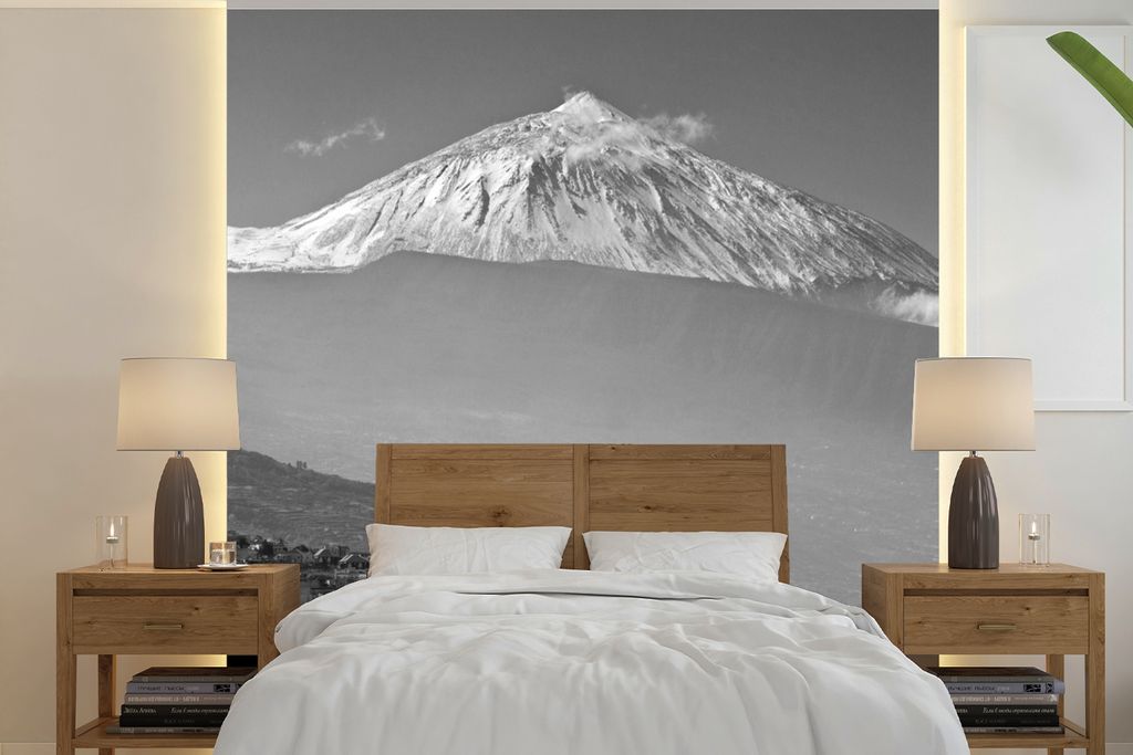 MuchoWow Fototapete für Wohnzimmer oder Schlafzimmer Wandtapete Vinyl Motivtapete Vulkan El Teide auf Teneriffa - Schwarz und weiß - 280x280 cm...