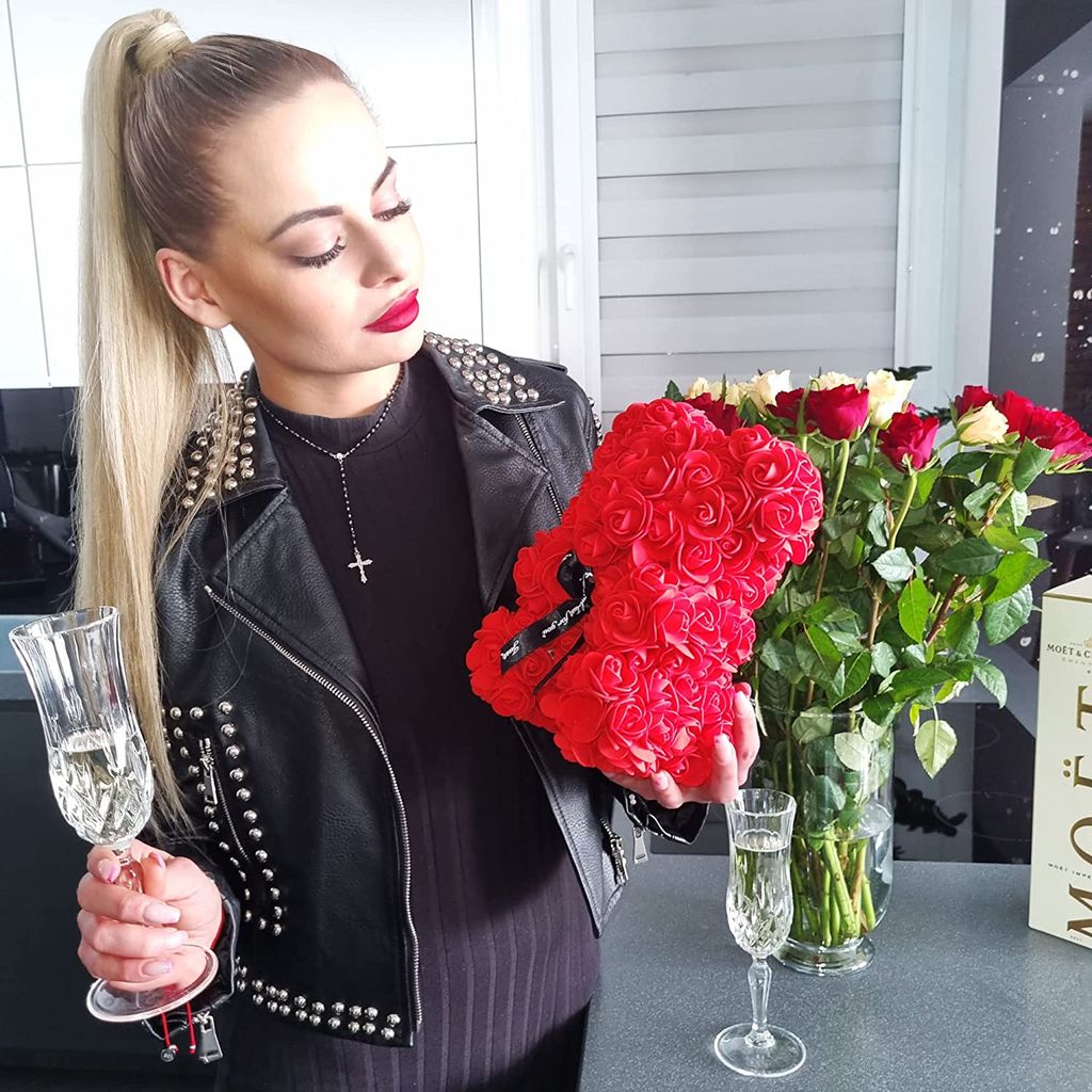 Medvídek z růží Medvídek z růží v dárkové krabičce s mašlí Obrázek produktu 6