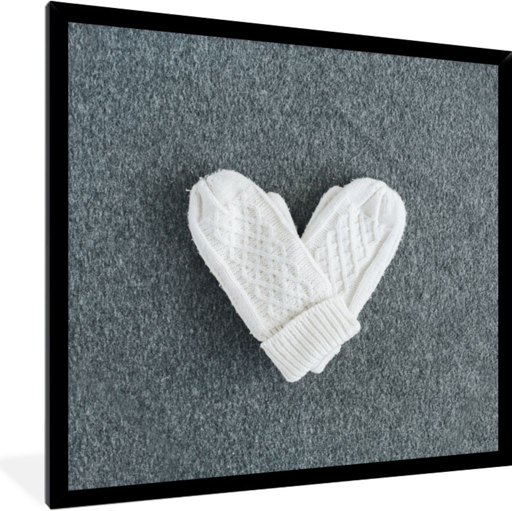 MuchoWow Gerahmtes Poster Winter - Handschuhe - Herz 40x40 cm - Poster mit Schwarzem Bilderrahmen Wandposter Rahmen Foto Bilder - Mit Rahmen - Wa...