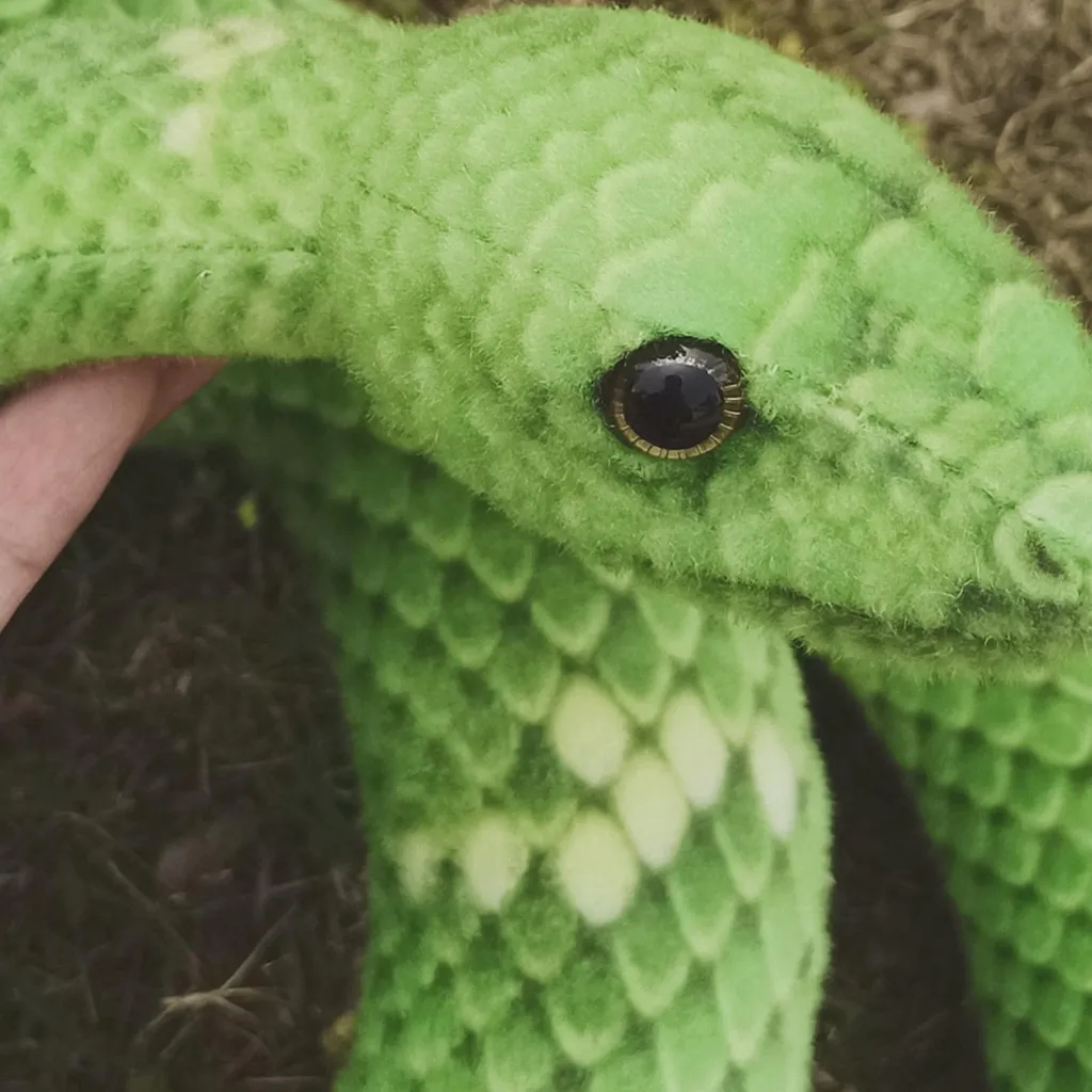 Serpente Peluche Realistico 200cm - Materiali Premium Giungla Style